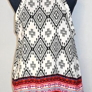 MUDD Geometric Print Women's Top - Black, White, Red, Blue